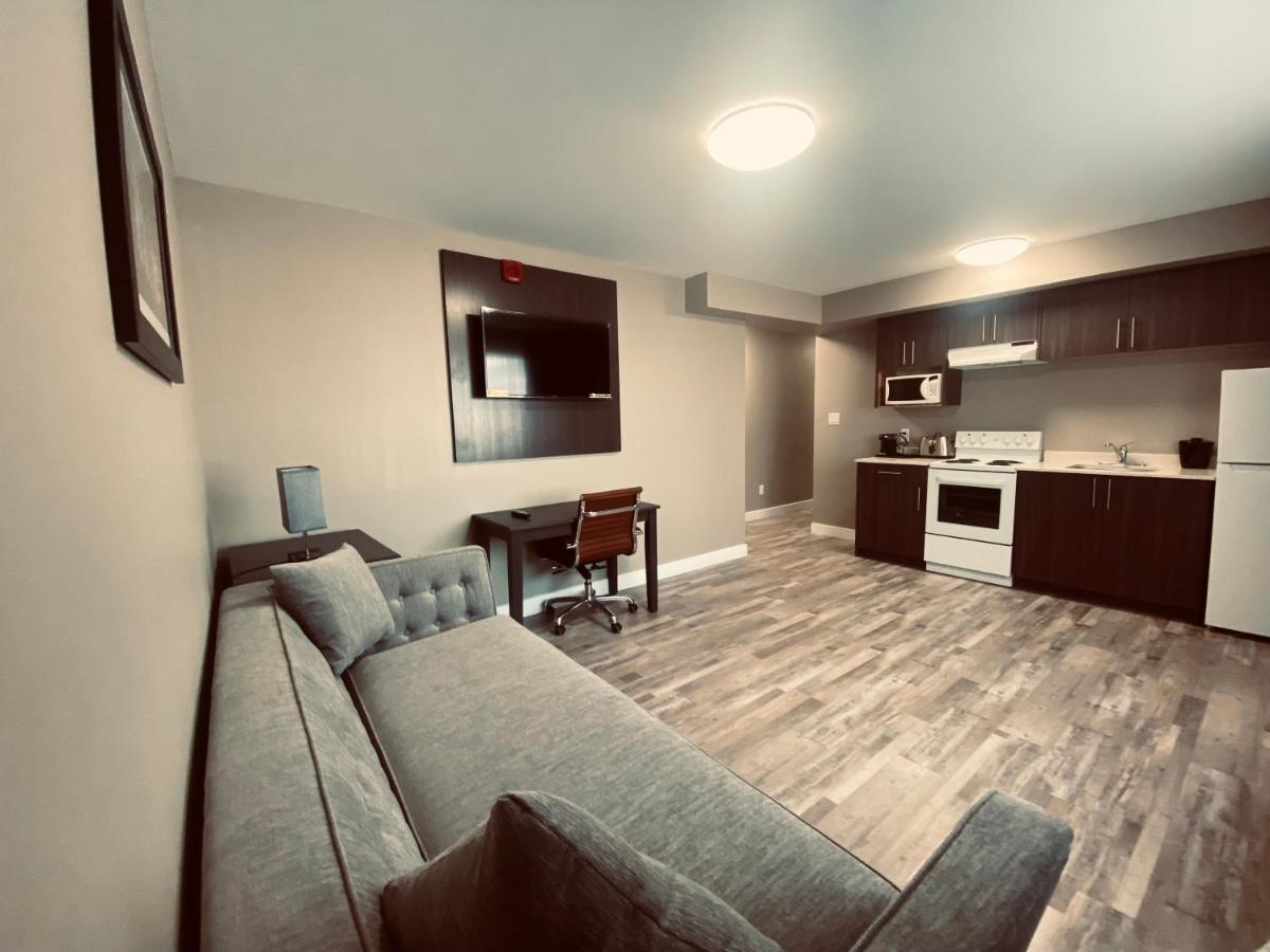 Econo Lodge City Centre Inn Prince George Esterno foto