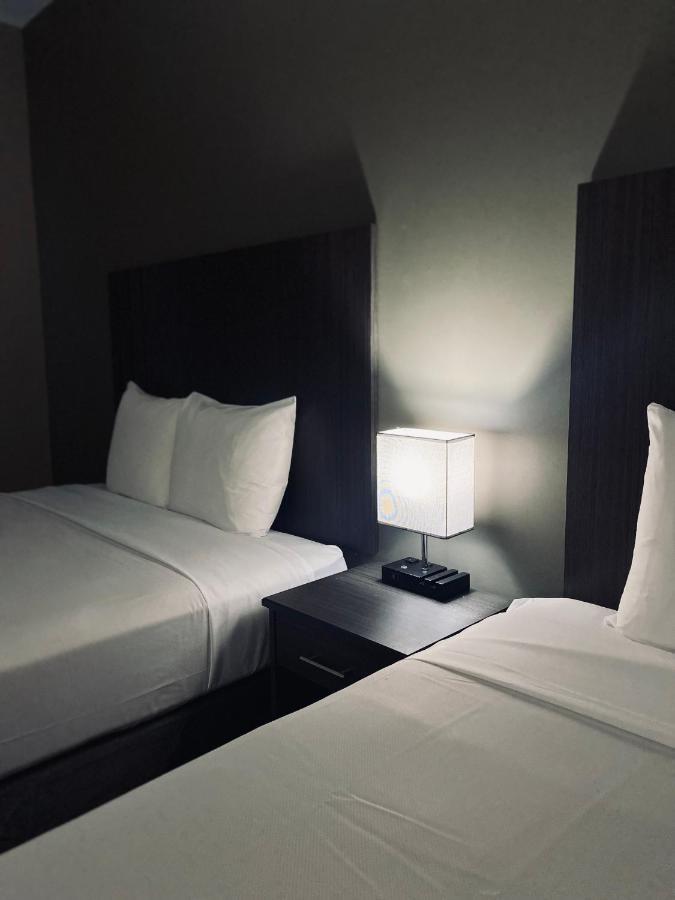 Econo Lodge City Centre Inn Prince George Esterno foto