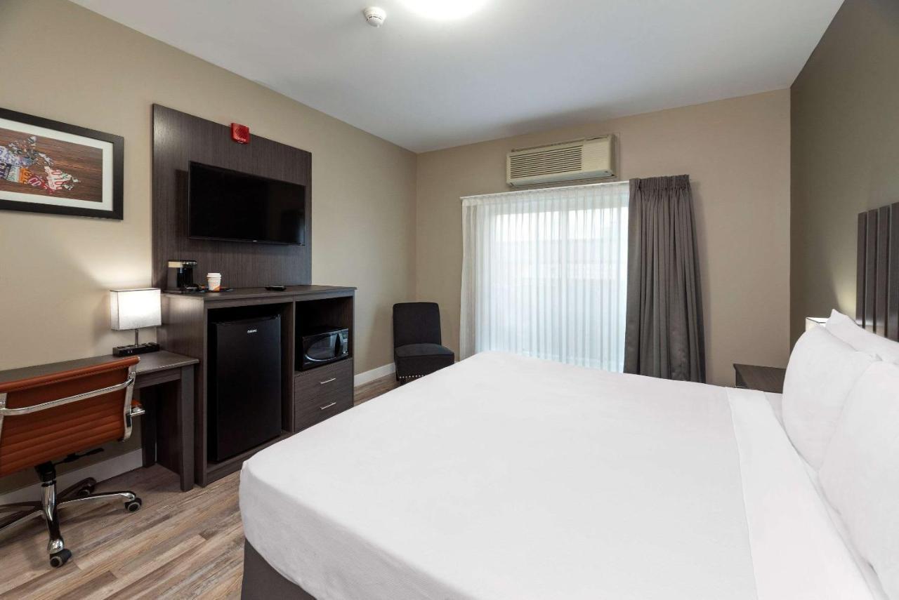 Econo Lodge City Centre Inn Prince George Esterno foto