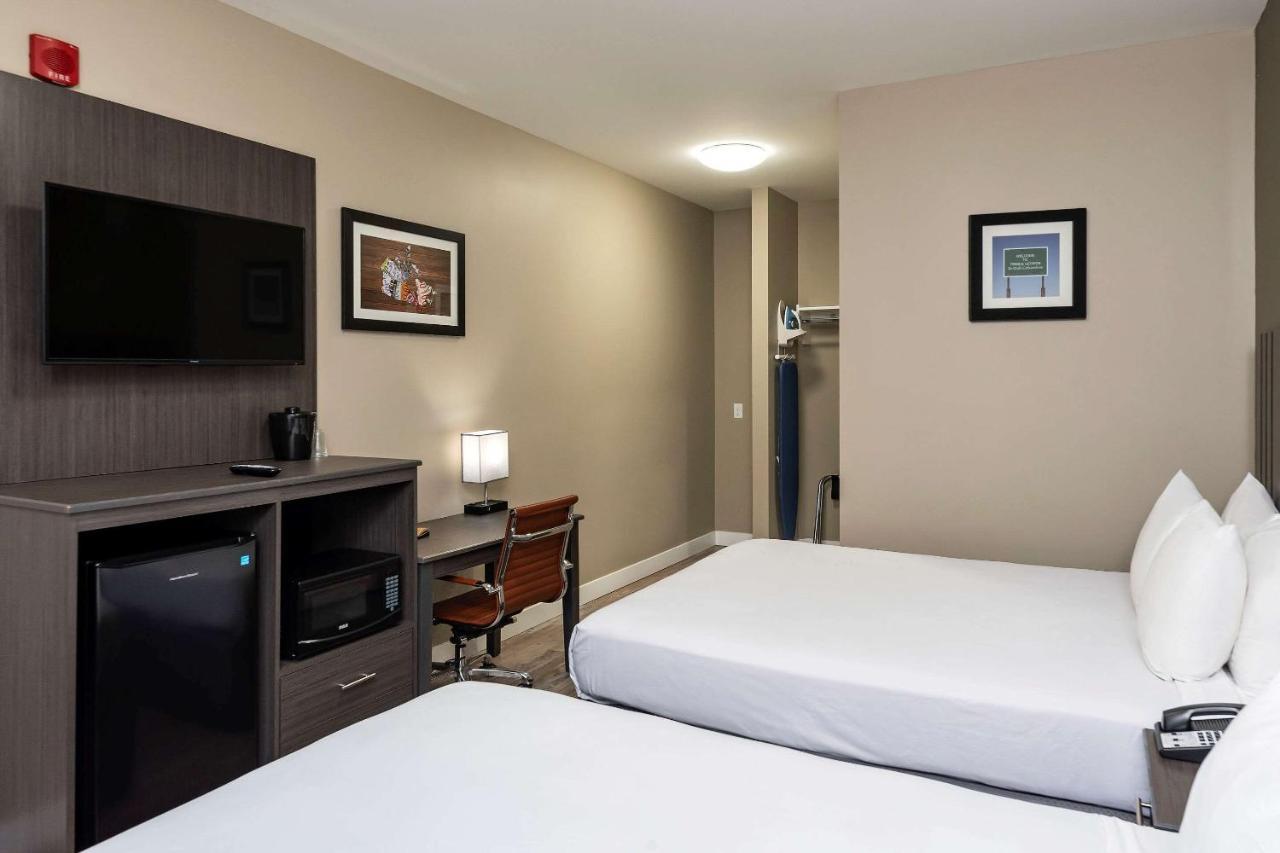 Econo Lodge City Centre Inn Prince George Esterno foto
