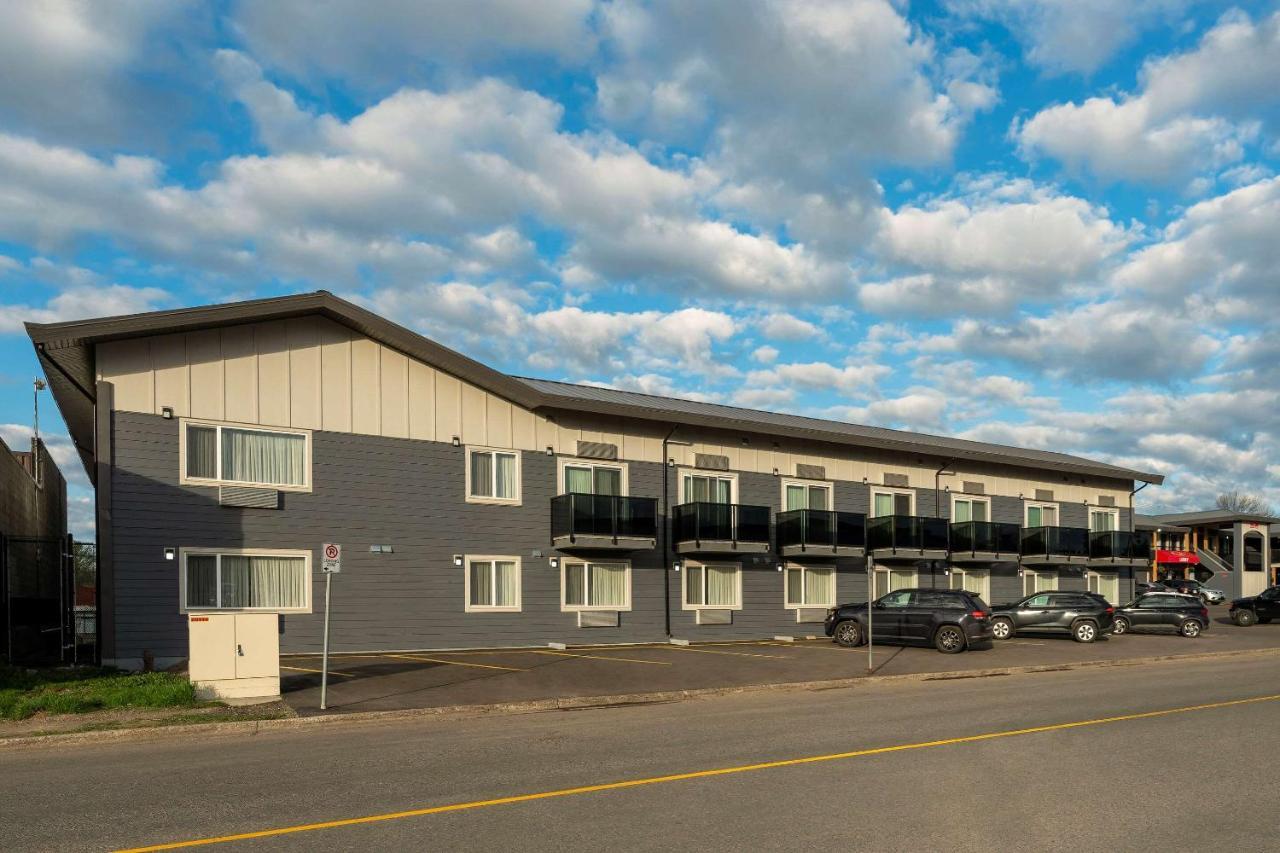 Econo Lodge City Centre Inn Prince George Esterno foto