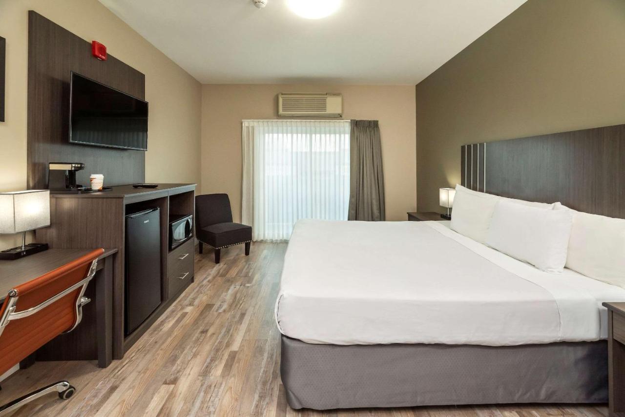 Econo Lodge City Centre Inn Prince George Esterno foto