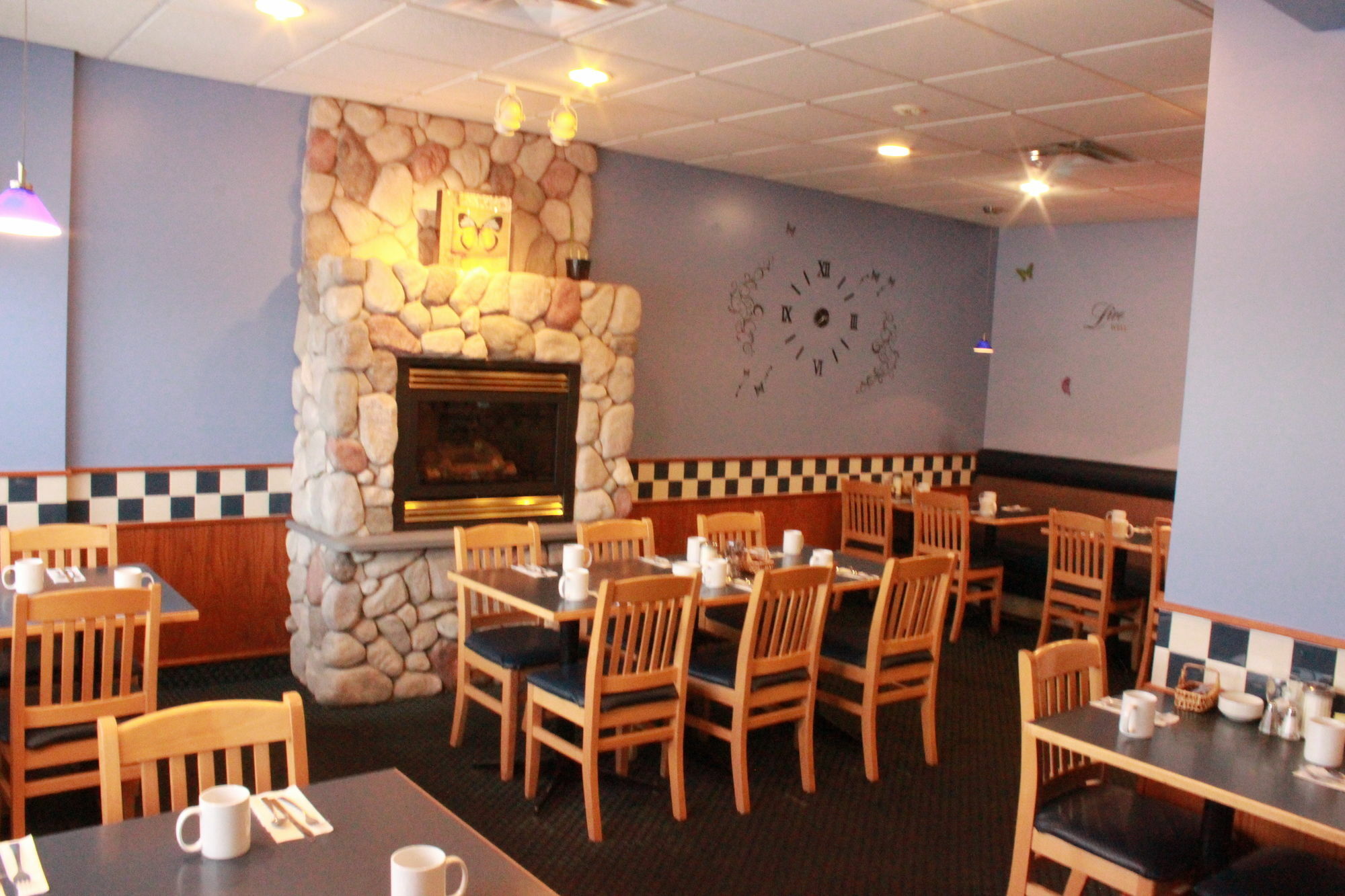 Econo Lodge City Centre Inn Prince George Esterno foto